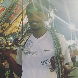 Meet your Posher, Jonathan